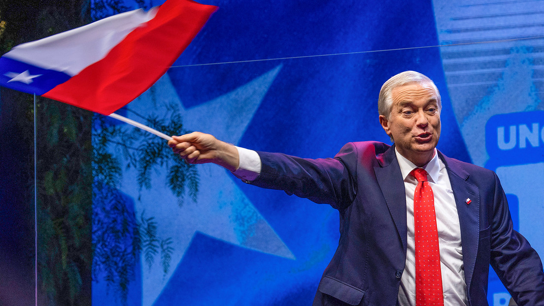 Kast endurece su discurso migratorio a días del balotaje presidencial en Chile