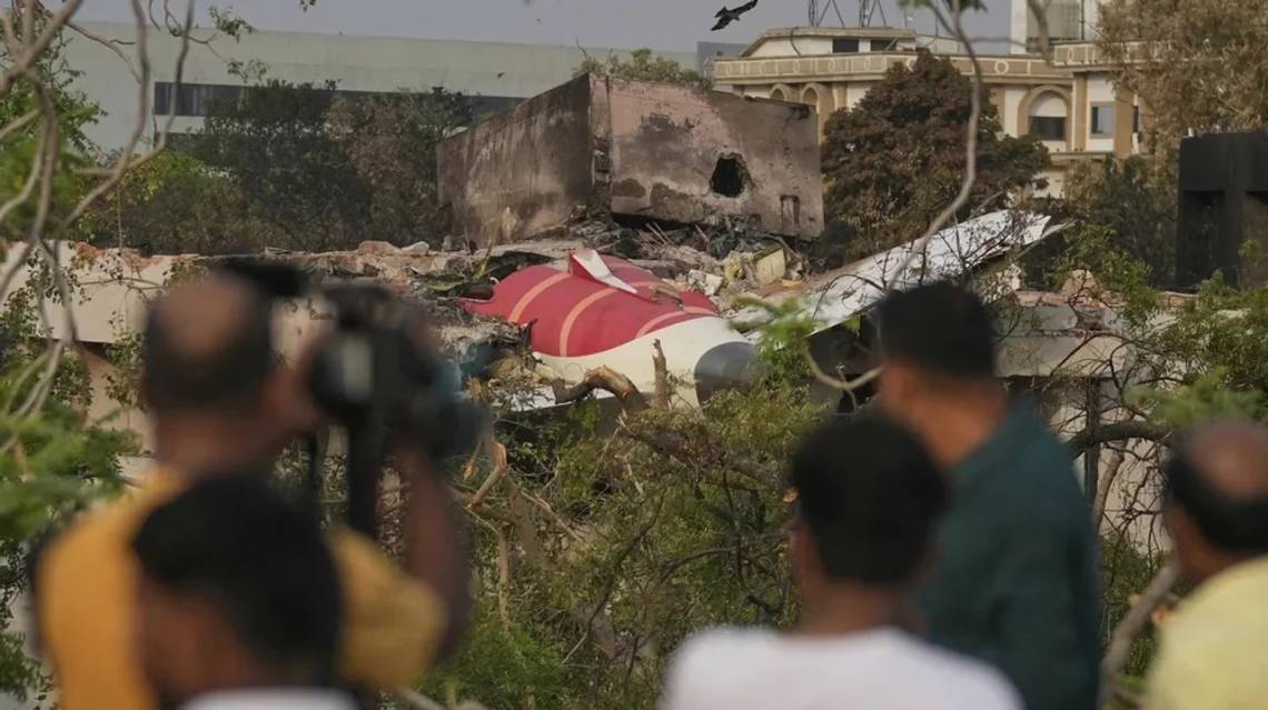 Asciende a 279 la cifra de muertos en el accidente del avión de Air India