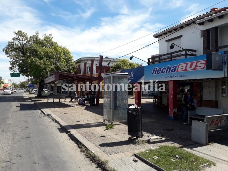 Piden la puesta en valor del parador de colectivos