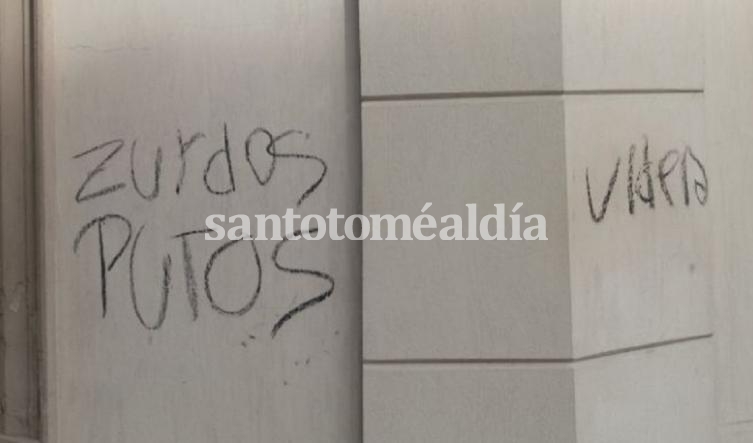 Busatto repudió pintadas antidemocráticas