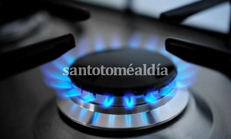 El Gobierno oficializó la marcha atrás con la compensación al gas