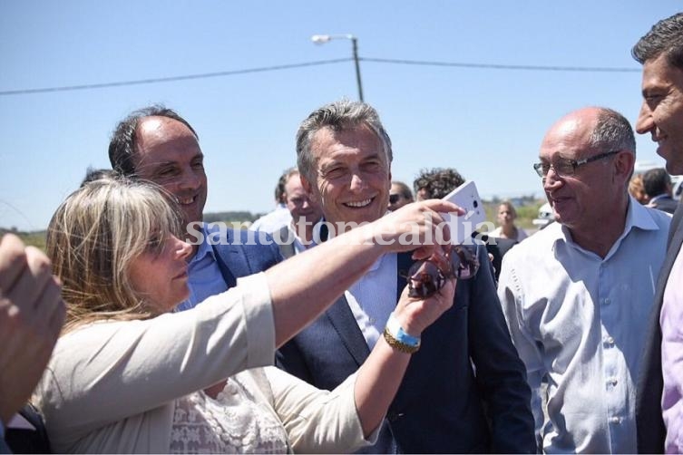 Macri inauguró en Pérez una acería
