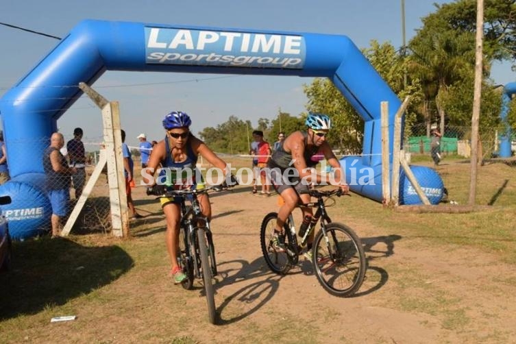 Multitudinaria edición del Triatlón Islas de Sauce Viejo