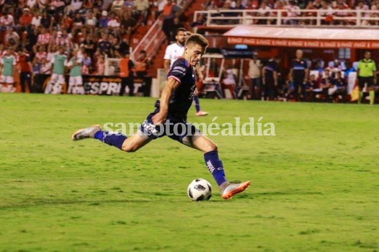 Lebus corre con ventaja para jugar ante Banfield