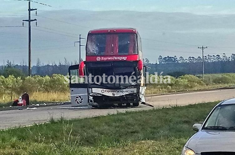 Entre Ríos: 6 muertos al chocar una utilitaria y un colectivo
