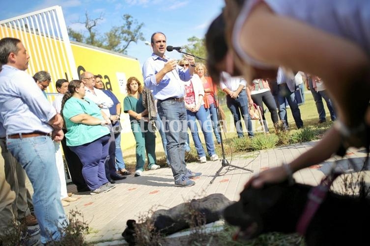 Corral inauguró la Casa de las Mascotas en el Parque Garay.