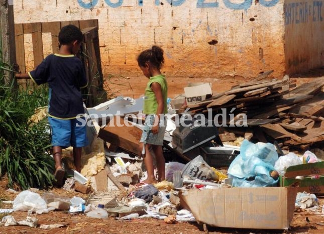 Casi la mitad de los niños argentinos son pobres