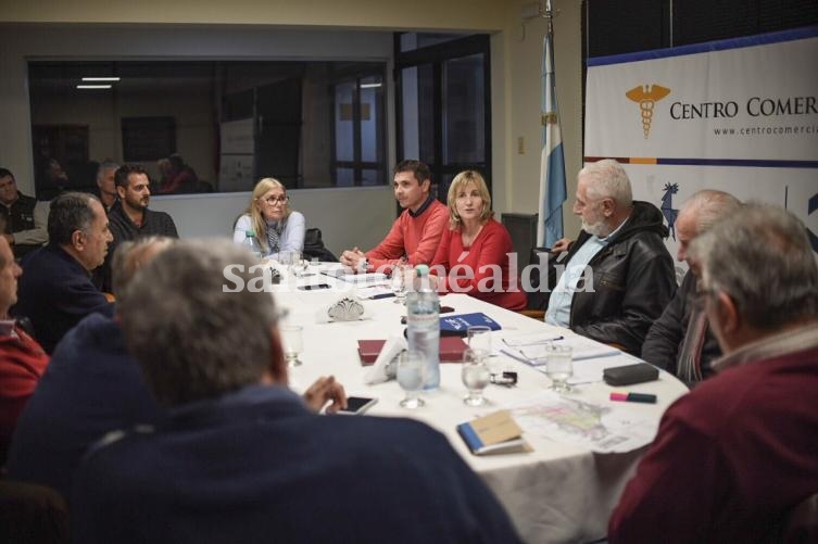 Santa Fe: Planifican instalar más luces LED