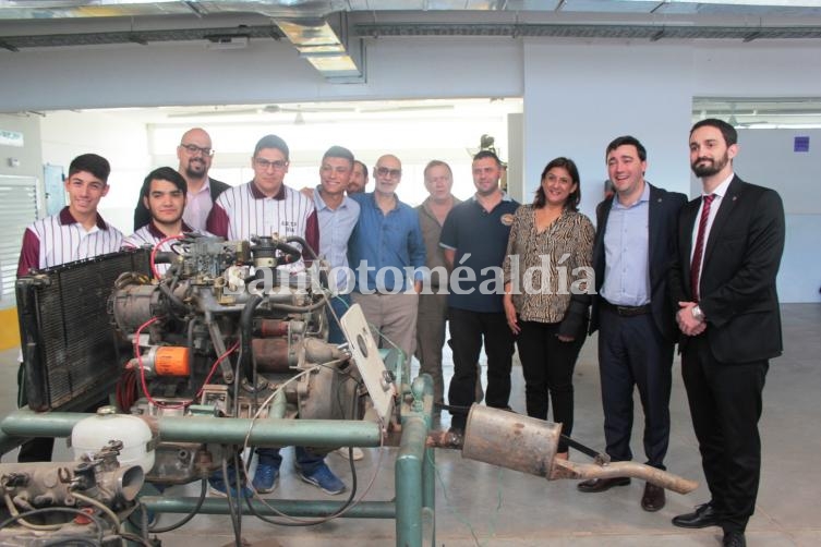 La Escuela 614 utilizará para la enseñanza autopartes decomisados