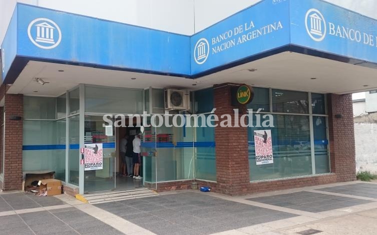 Los bancarios harán un paro de dos horas el lunes, en todo el país, por el crimen de un trabajador 