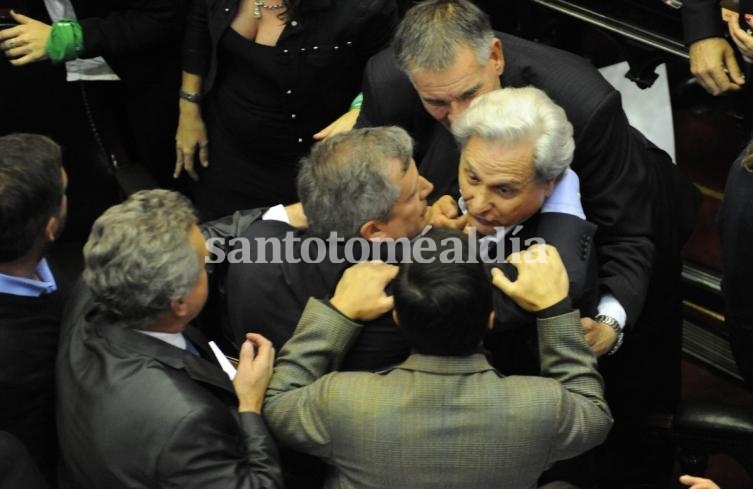 Presupuesto 2019: Filmus y Massot casi se van a las manos