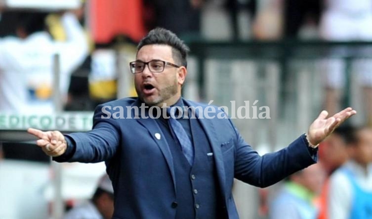 Mohamed dejó de ser el técnico de Celta
