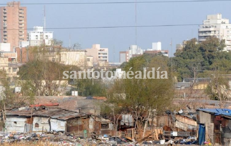 La pobreza en Argentina llegó al 33,6% según la UCA. (Foto: unosantafe.com.ar)