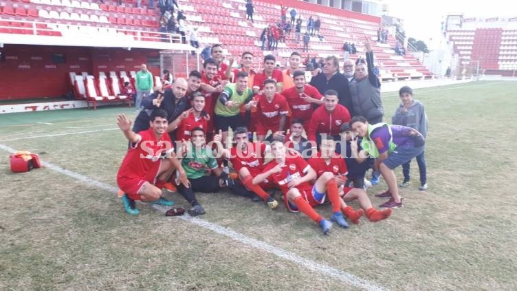 Liga Santafesina: Independiente festejó en el 15 de Abril