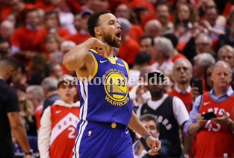 Golden State ganó en un final dramático y estiró la definición de la NBA