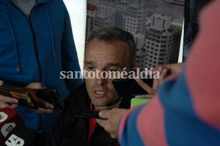 Lavallén reconoció el interés de Monterrey por 