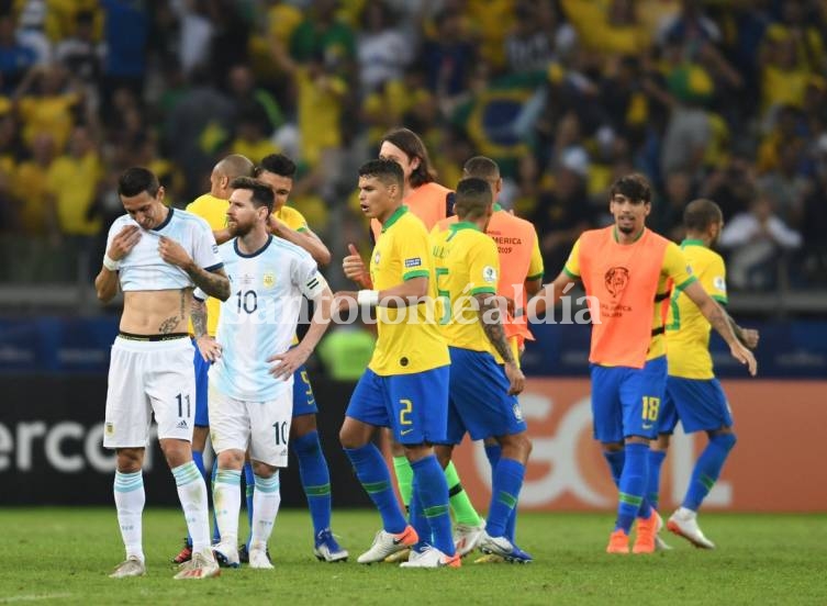 Messi explotó contra el arbitraje y la Conmebol