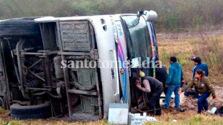 Imputaron a uno de los choferes del colectivo que volcó en Tucumán