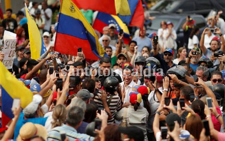 Rusia dice apoyar a Venezuela frente a los intentos de EEUU de realizar un golpe de Estado.