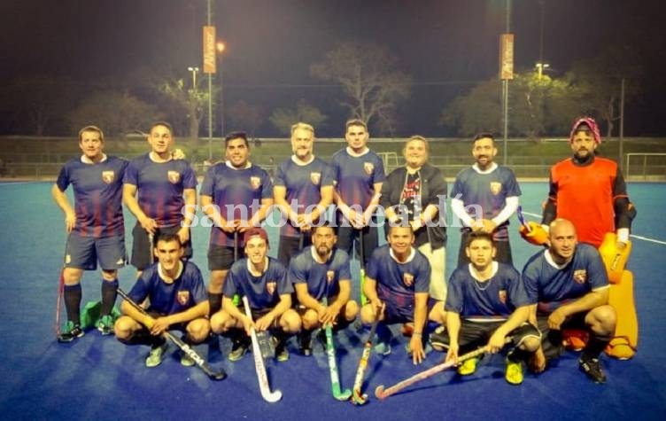 Atenas tiene su equipo de hockey masculino