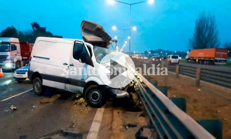 VIDEO. Iba a contramano en la Panamericana, chocó y murió