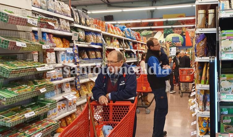 Por la suba del dólar, consultoras estiman que la inflación anual será del 55%