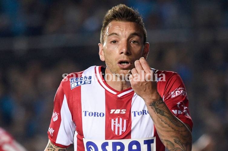 Tres fechas de suspensión para Bottinelli y una para Martínez