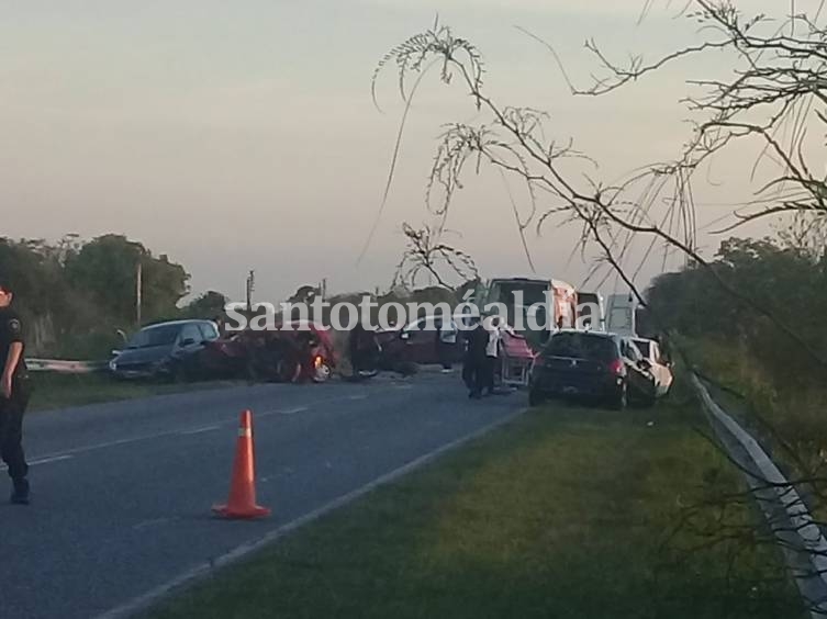 Tres personas murieron en un accidente en el acceso sur a Laguna Paiva