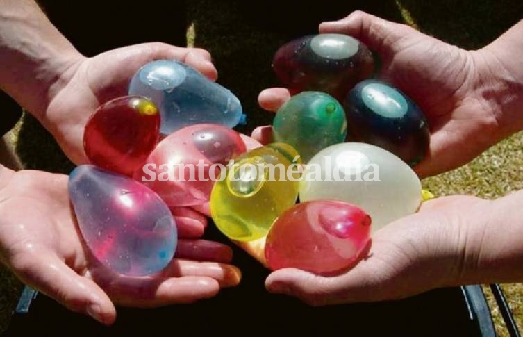 Cerró la fábrica de las clásicas bombitas de agua Bombucha