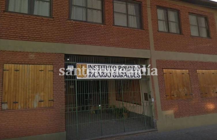 Una escuela de Banfield se niega a llamar por su nombre a un chico trans de 13 años