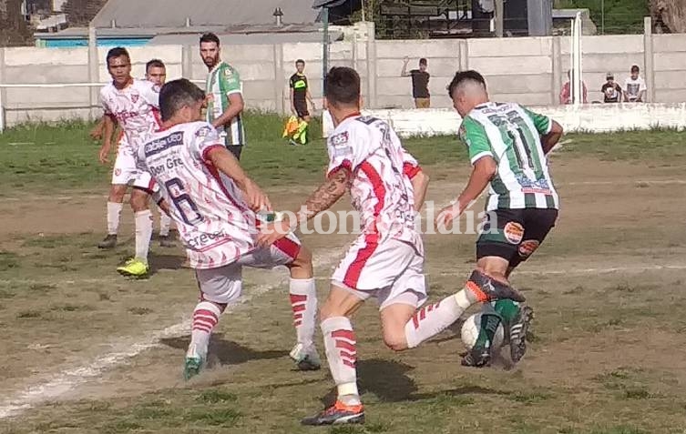 Don Salvador se quedó con un triunfo clave por la permanencia. (Foto: santotoméaldía)