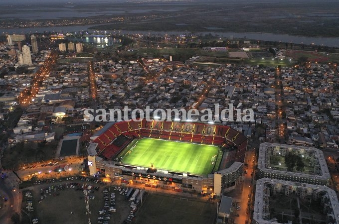 Colón recibe a Banfield y lo único que le sirve es ganar