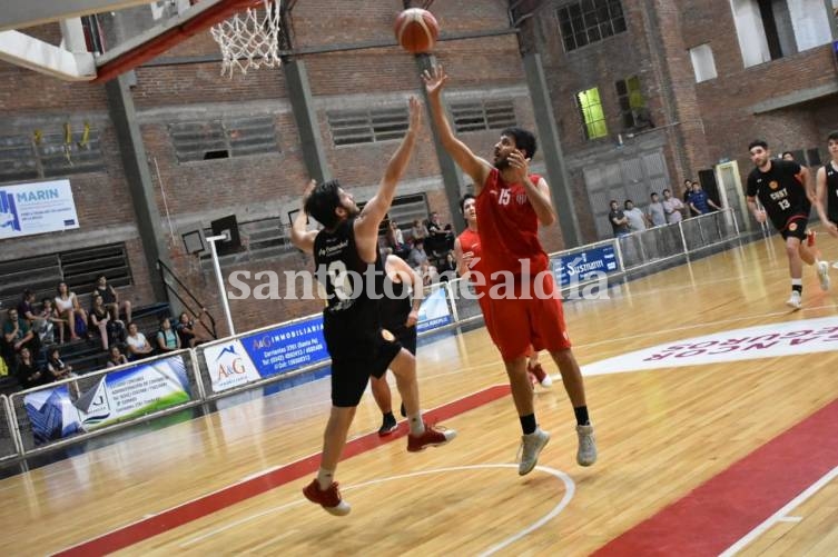 Unión Santo Tomé se despidió de la A2 con una derrota