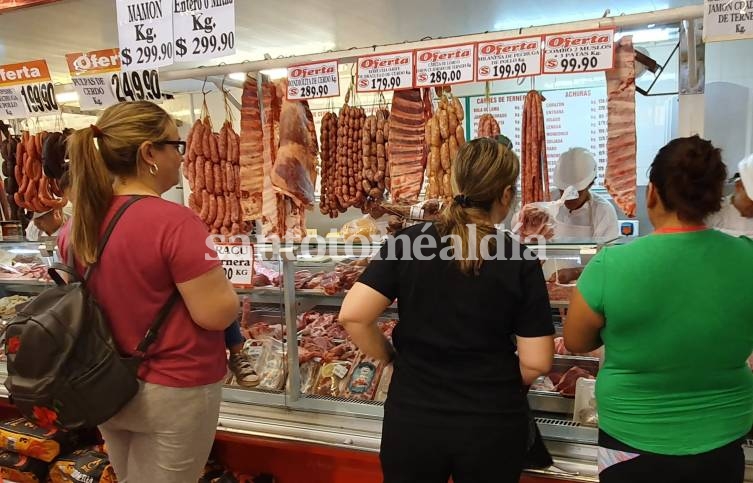 Con el aumento del pan y la carne, la inflación no bajaría de 4% mensual hasta fin de año