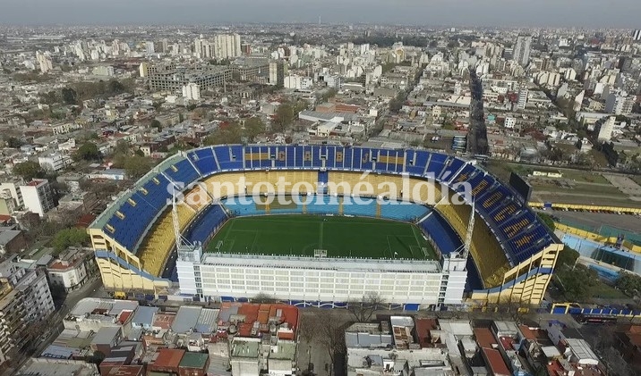 La Conmebol sacó a la Bombonera y metió el Monumental. (Foto de archivo)