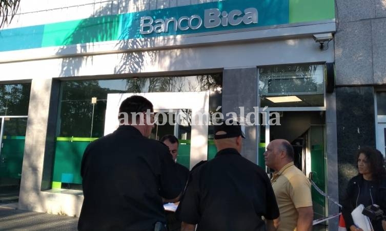 Intentaron robar en una sucursal del Banco Bica en la ciudad de Santa Fe