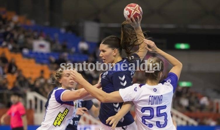 La Garra cayó ante Rusia y complicó su futuro en el Mundial