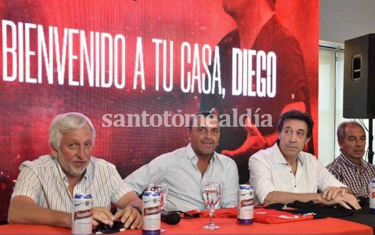 Para Osella, hay que “reenfocar al plantel y confiar en ellos”