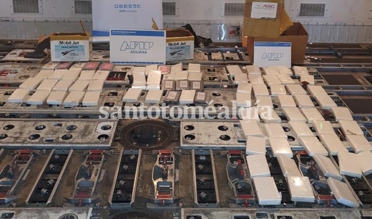 Encontraron 82 kilos de cocaína en el aeropuerto de Ezeiza, en un avión rumbo a Holanda