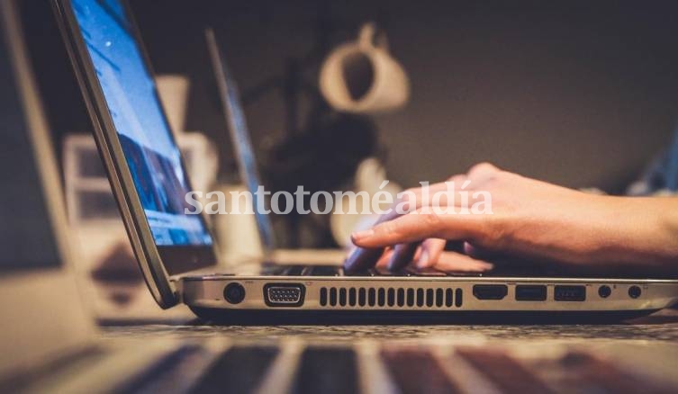 Santa Fe: detuvieron a dos mozos que usaron  la tarjeta de un cliente para realizar compras