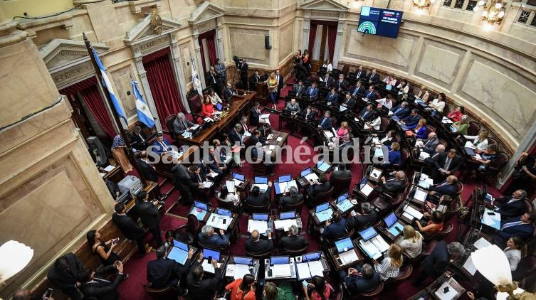 El Senado aprobó la Ley de Góndolas con el apoyo de la oposición