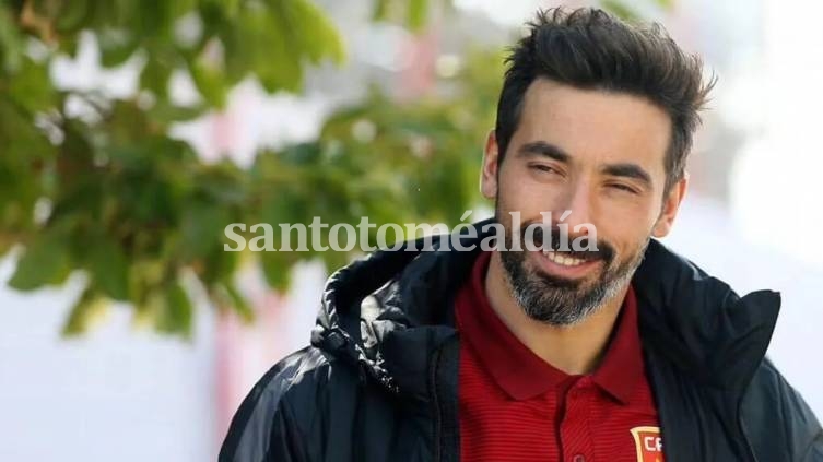 Lavezzi donó cinco millones de pesos en alimentos en Villa Gobernador Gálvez 