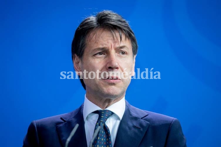 Conte dijo que a causa de la pandemia la economía de Italia retrocederá 20 años