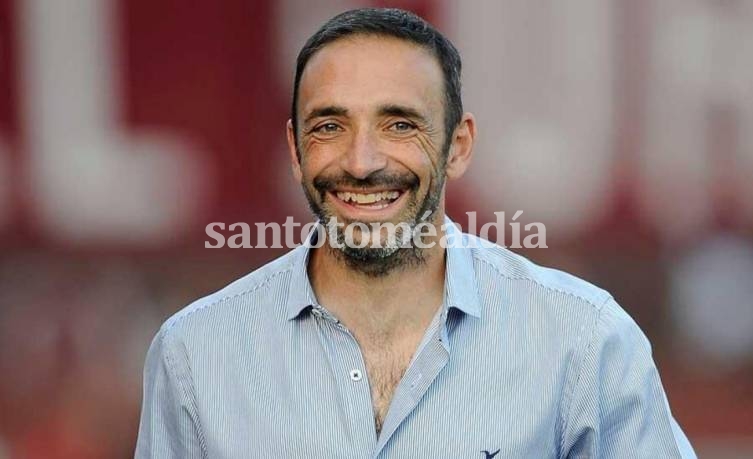 Deportes Antofagasta oficializó la salida de Azconzábal y el DT se acerca a Unión