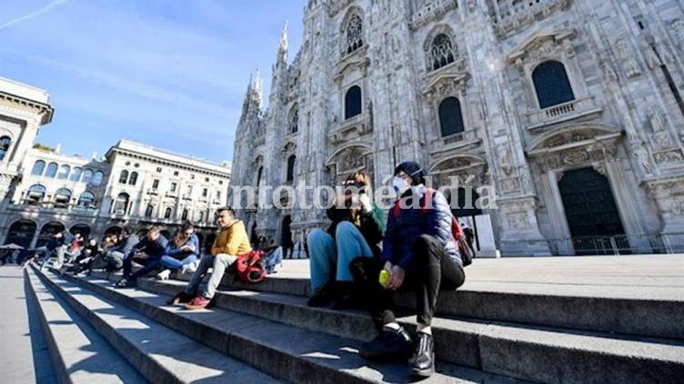 El gobierno italiano anuncia que reabrirán las escuelas después de las vacaciones de verano