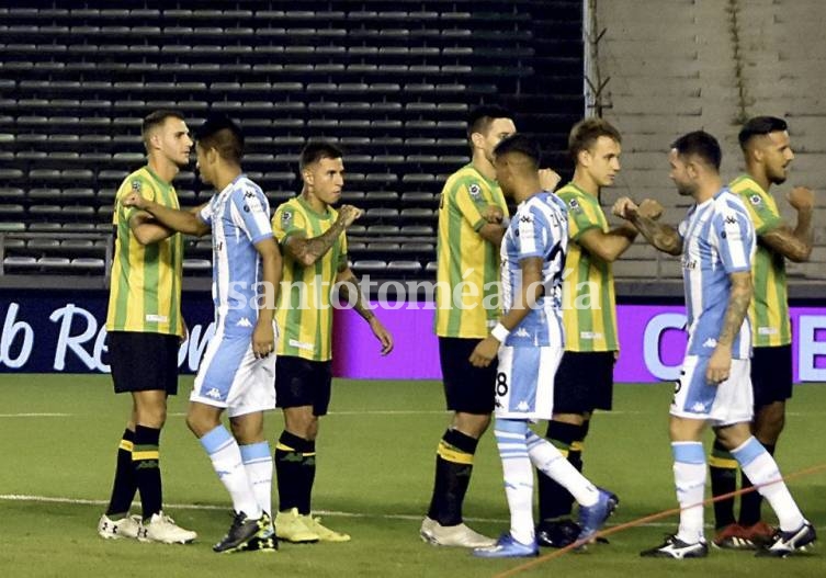 Lammens estimó que el fútbol podría volver en septiembre