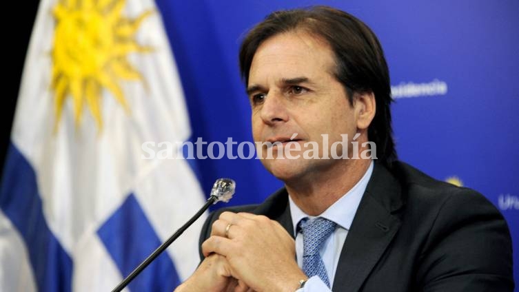 Uruguay: Críticas contra Lacalle por el recorte de 15 % a ciencia y tecnología a pesar de la pandemia