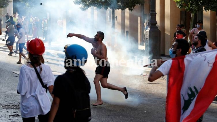Renunció el Gobierno del Líbano en medio de protestas tras la tragedia en Beirut