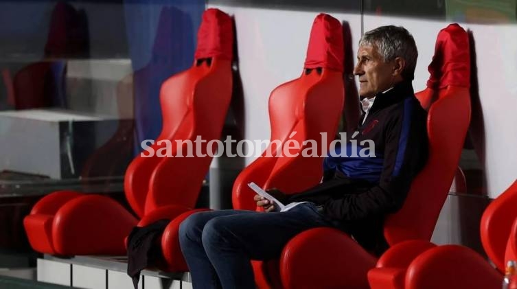 Barcelona echó a Quique Setién tras la humillante eliminación de la Champions League
