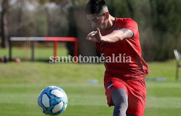 Con varios jugadores cumpliendo el aislamiento, Colón volvió a entrenar este martes